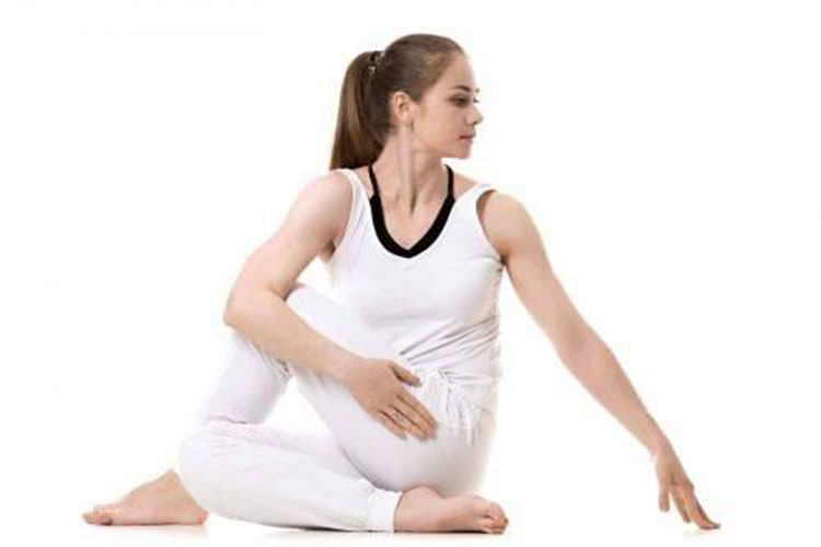 Bài tập xoay cột sống