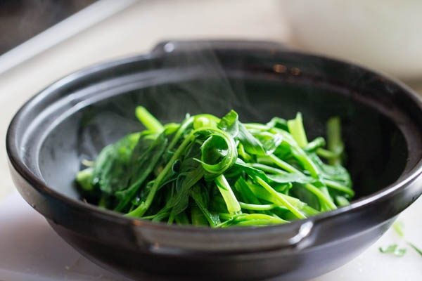 Lưu ý khi luộc rau muống